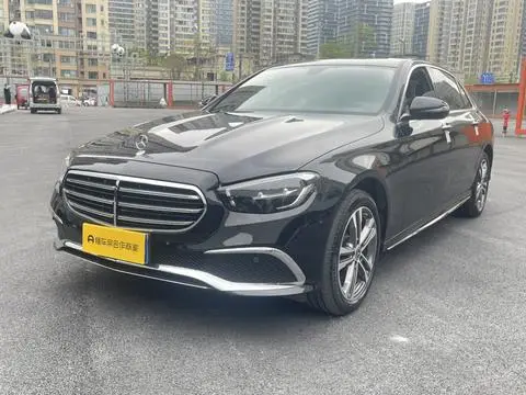Mercedes-Benz E-Class 2022