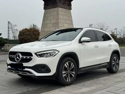 Mercedes-Benz GLA 2020
