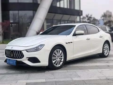 Maserati Ghibli 2014 — фото 1
