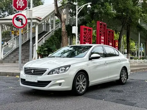 Peugeot 408 2015