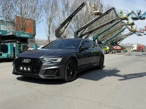 Audi A6L 2022