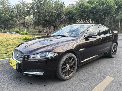 Jaguar XF 2013