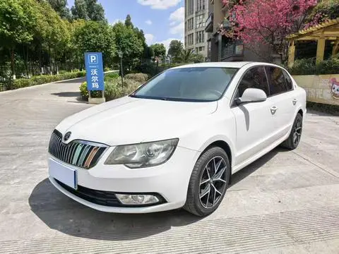 Skoda Superb 2013