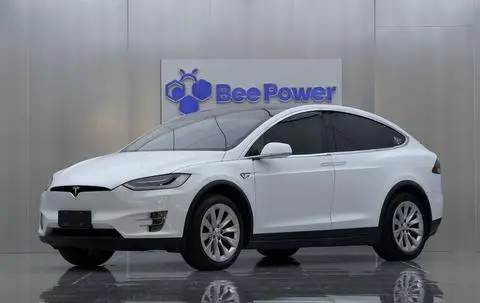 Tesla Model X 2016
