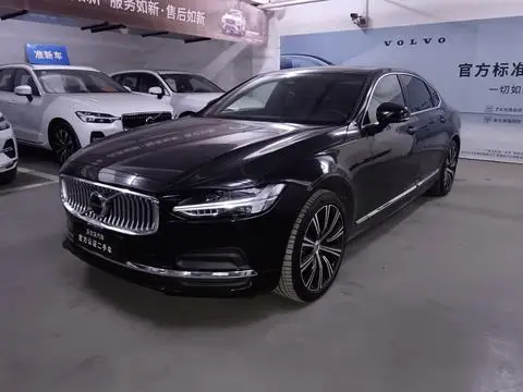 Volvo S90 2025