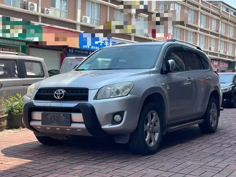 Toyota RAV4 2013