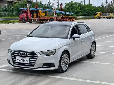 Audi A3 2017 — фото 1