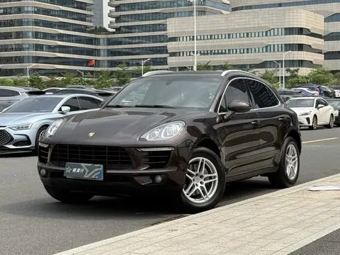 Porsche Macan 2016