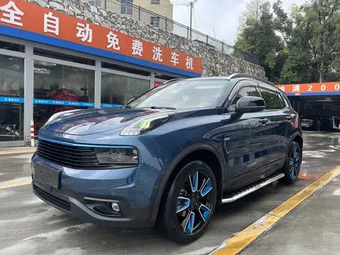 Lynk & Co 01 2017