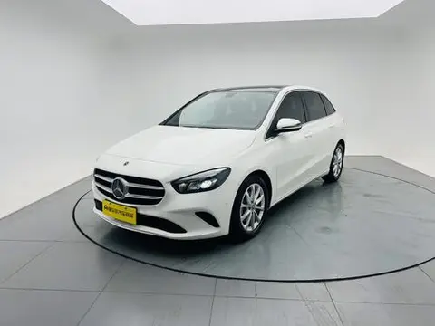 Mercedes-Benz B-Class 2021