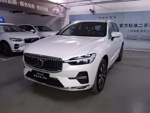 Volvo XC60 2025