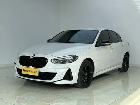 BMW 1 Series 2021