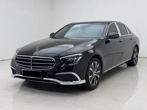 Mercedes-Benz E-Class PHEV 2023 — фото 1