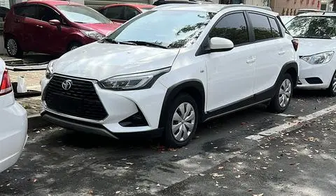 Toyota YARIS L 2022