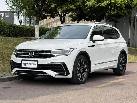 Volkswagen Tiguan L 2022