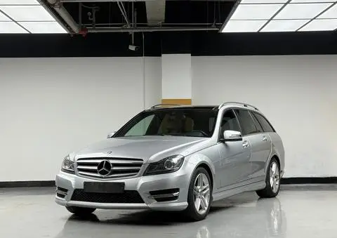 Mercedes-Benz C-Class 2011