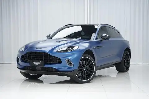 Aston Martin DBX 2022