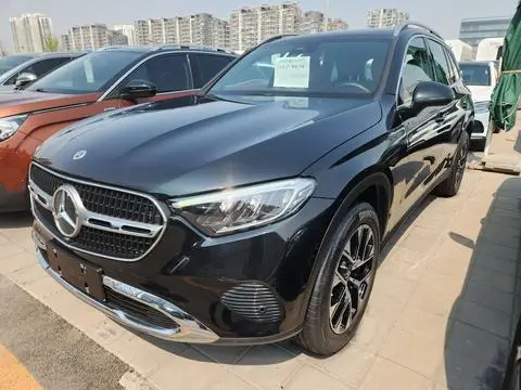 Mercedes-Benz GLC 2023