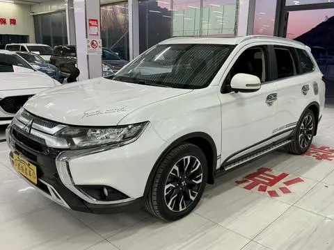 Mitsubishi 欧蓝德 2019