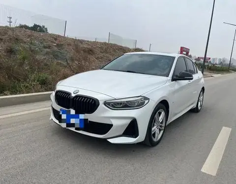 BMW 1 Series 2021