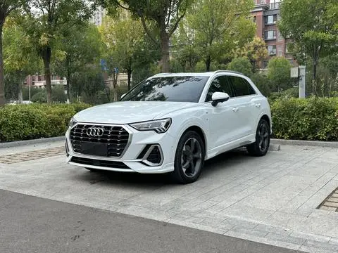 Audi Q3 2022