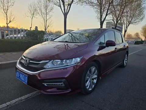 Honda Jade 2017