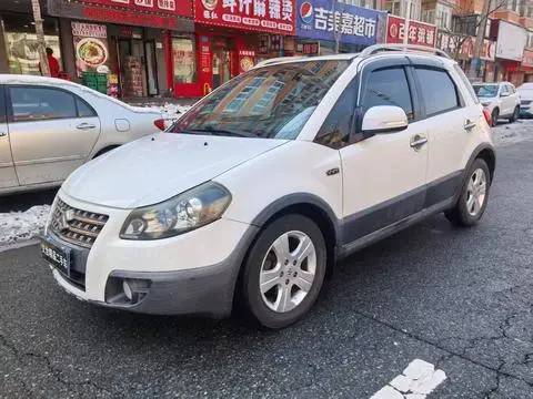 Suzuki 天语 SX4 2013
