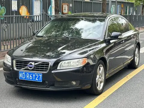 Volvo S80L 2011