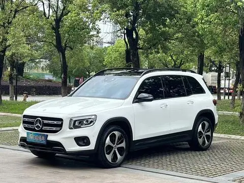 Mercedes-Benz GLB 2021