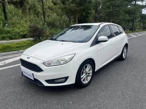 Ford Focus 2017 — фото 1