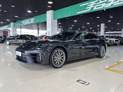 Porsche Panamera 2024