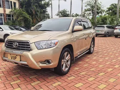 Toyota Highlander 2009 — фото 1