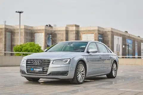 Audi A8 2014