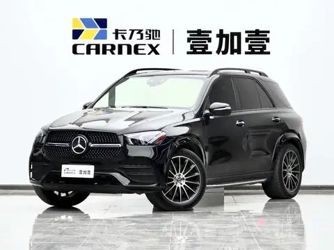 Mercedes-Benz GLE 2020 — фото 1