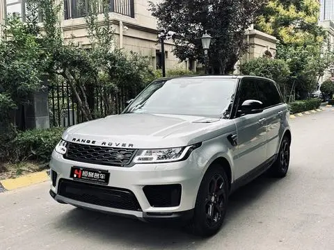 Land Rover 揽胜运动PHEV 2020