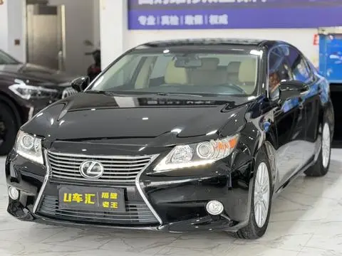 Lexus ES 2014
