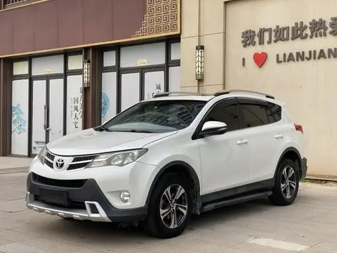 Toyota RAV4 2015