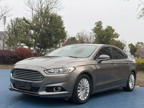 Ford 蒙迪欧 2013