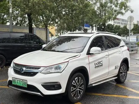BYD 宋DM 2017 — фото 1