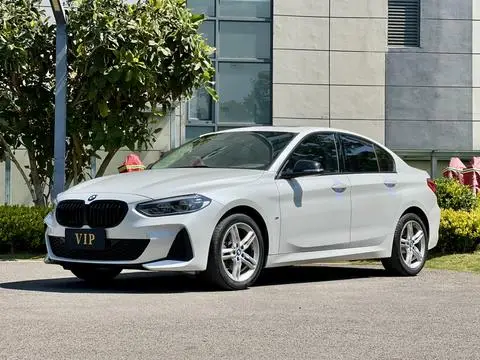 BMW 1 Series 2021