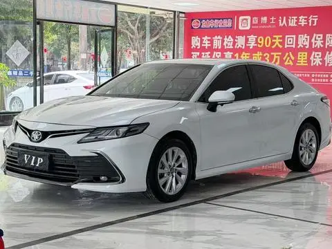 Toyota Camry 2021