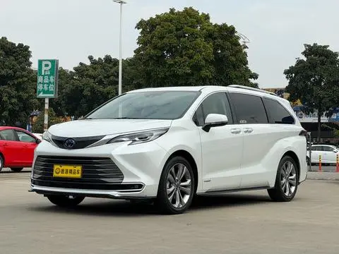 Toyota 赛那 2021