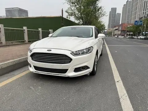 Ford 蒙迪欧 2013