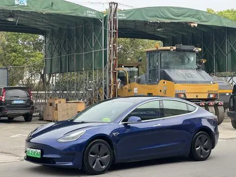 Tesla Model 3 2020
