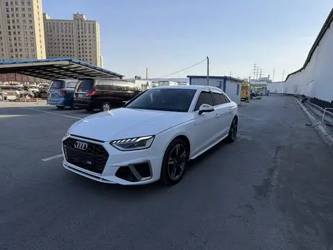 Audi A4L 2021