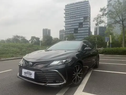 Toyota Camry 2021