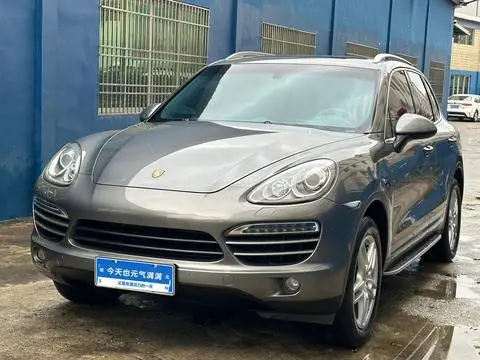 Porsche Cayenne 2011 — фото 1