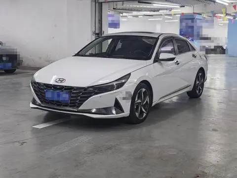 Hyundai Elantra 2021