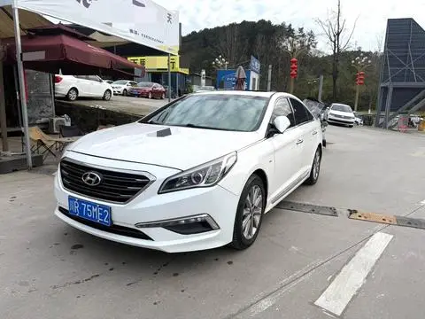 Hyundai 索纳塔九 2015