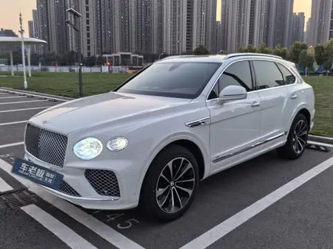 Bentley 添越 2021